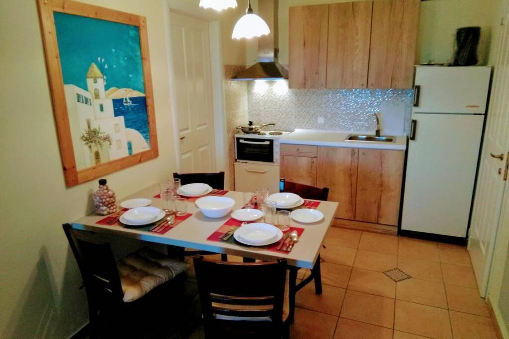 "Klio" Appartment Nikiti  Eksteriør billede